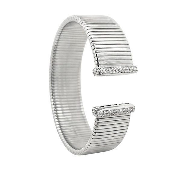 Armreif, Silber rhodiniert, Rillen, Zirkoniasteine weiß, offen , breit